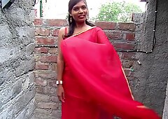 Hotteste bhabhi sari i en sexy stil, rød farge saree handling