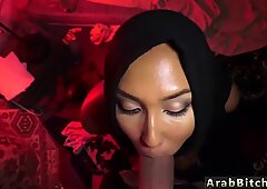 Arabisk babe onani afgan whorehouses existerar!